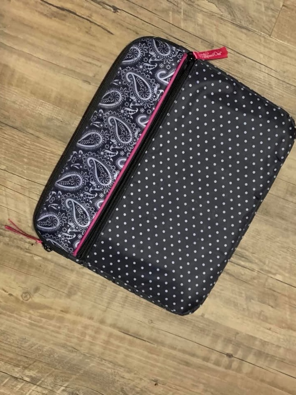 The Pampered Chef Black Tablet Sleeve with White Polka Dots & Pink Zipper